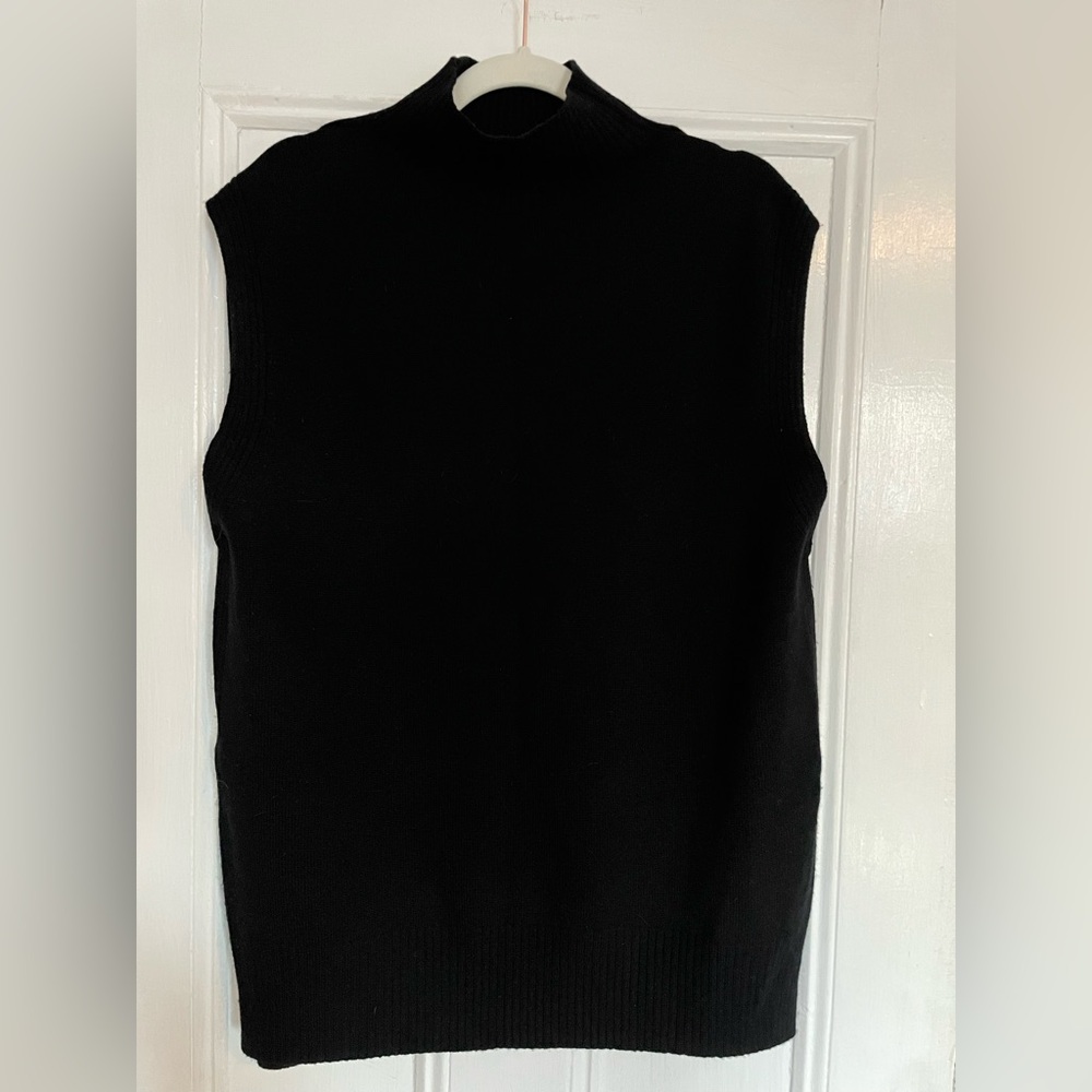 Athleta black sweater tunic size Medium